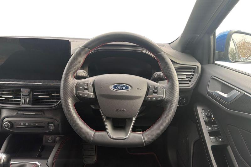 Used Ford Focus 2023 for sale - 77198855: Photo 11