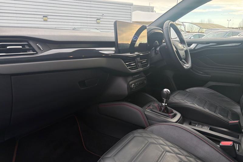 Used Ford Focus 2023 for sale - 77198855: Photo 18