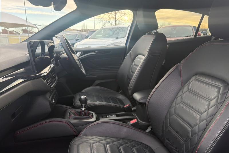 Used Ford Focus 2023 for sale - 77198855: Photo 19