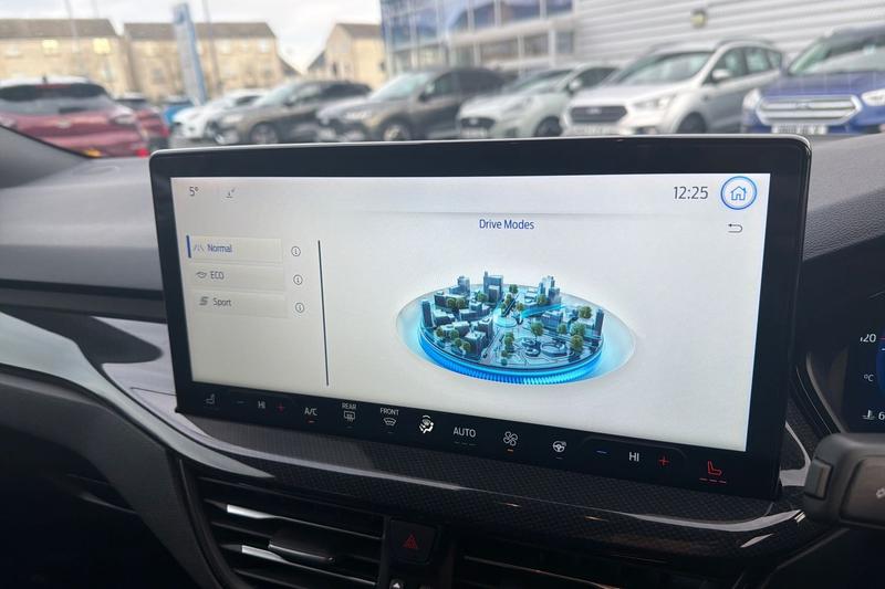 Used Ford Focus 2023 for sale - 77198855: Photo 25