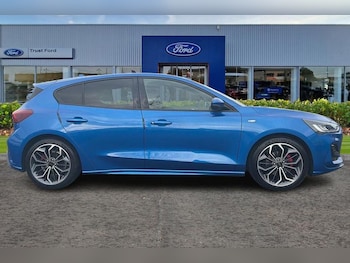 Used Ford Focus 2023 for sale - 77198855: Photo