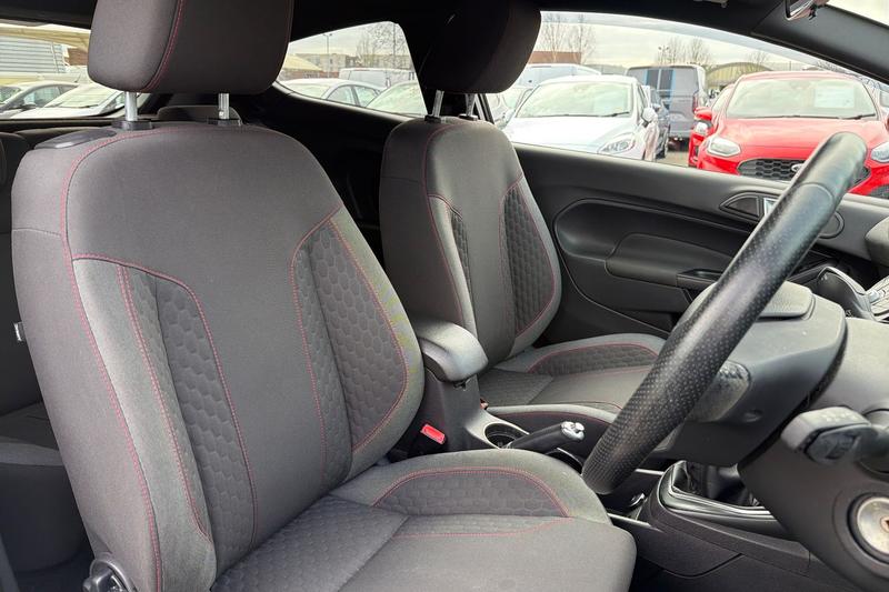 Used Ford Fiesta 2017 for sale - 77733165: Photo 17