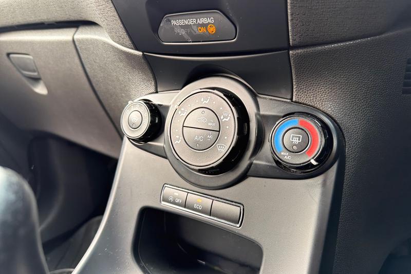 Used Ford Fiesta 2017 for sale - 77733165: Photo 38