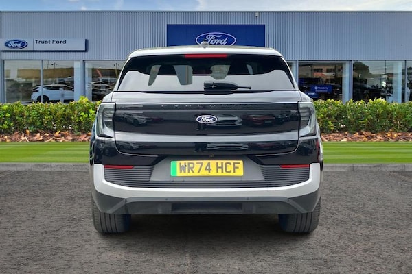 Used Ford Explorer 2024 for sale - 76290317: Photo 7
