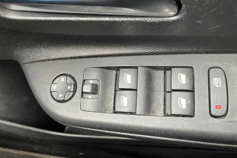 Used Vauxhall Corsa 2022 for sale - 76161901: Photo 16