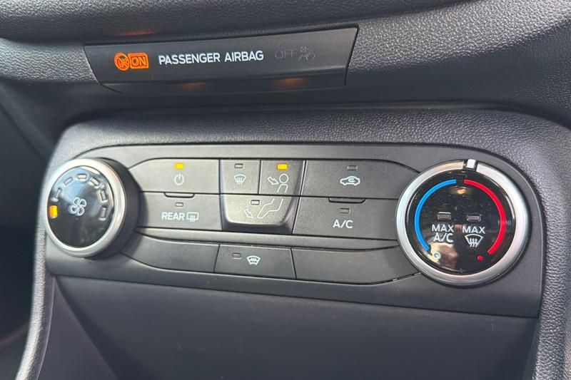 Used Ford Fiesta 2020 for sale - 77965950: Photo 24