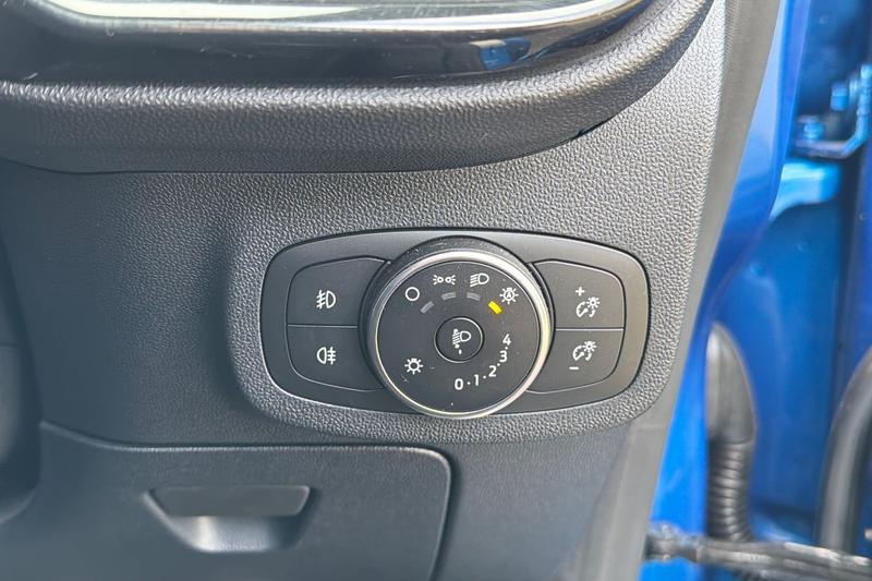 Used Ford Fiesta 2020 for sale - 77965950: Photo 30