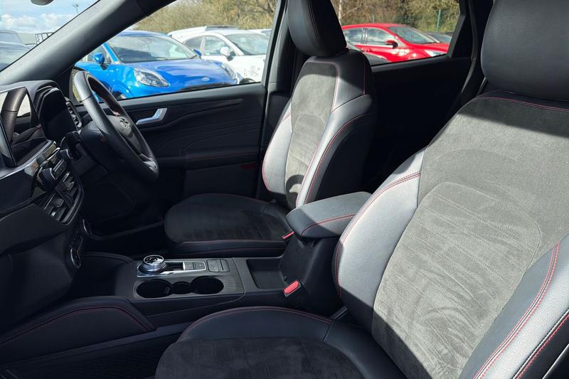 Used Ford Kuga 2023 for sale - 78028661: Photo 19