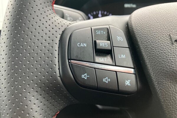 Used Ford Focus 2024 for sale - 76234900: Photo 34