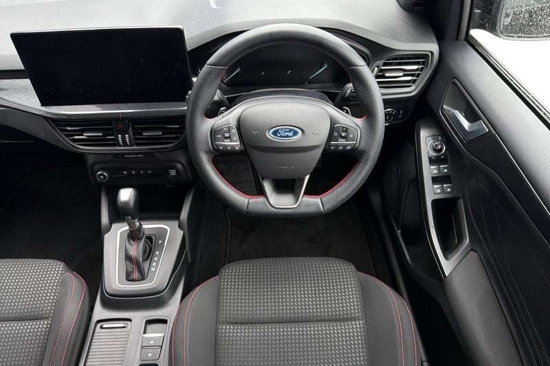 Used Ford Focus 2023 for sale - 77653684: Photo 11