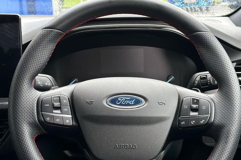 Used Ford Focus 2023 for sale - 77653684: Photo 12