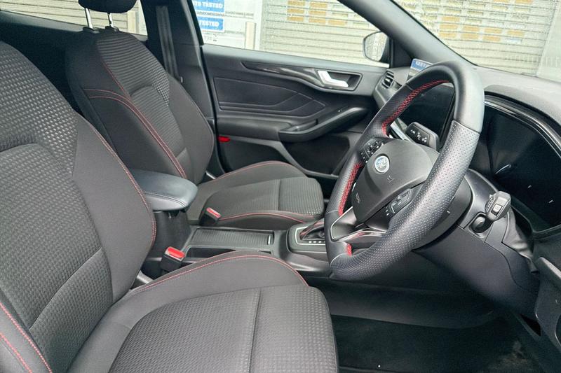 Used Ford Focus 2023 for sale - 77653684: Photo 17