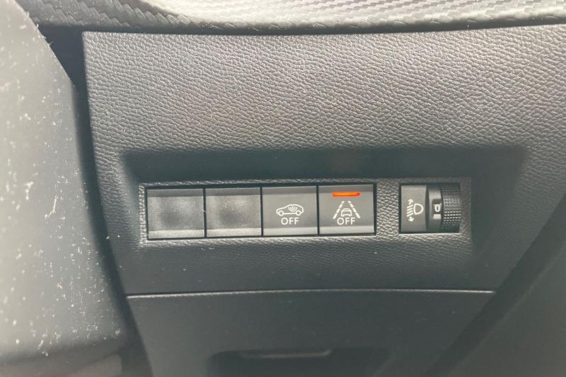 Used Peugeot 2008 2022 for sale - 76131556: Photo 23