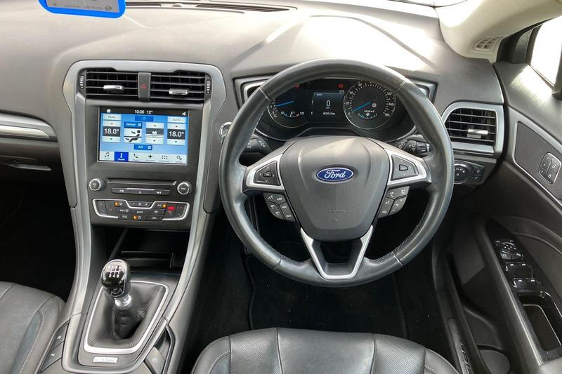 Used Ford Mondeo 2017 for sale - 76332599: Photo 11