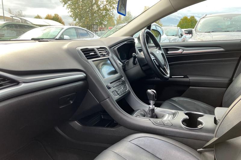 Used Ford Mondeo 2017 for sale - 76332599: Photo 18