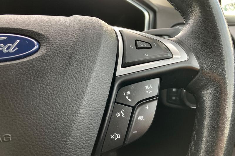 Used Ford Mondeo 2017 for sale - 76332599: Photo 34
