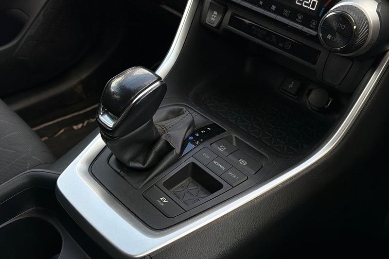 Used Toyota RAV4 2020 for sale - 78109362: Photo 37