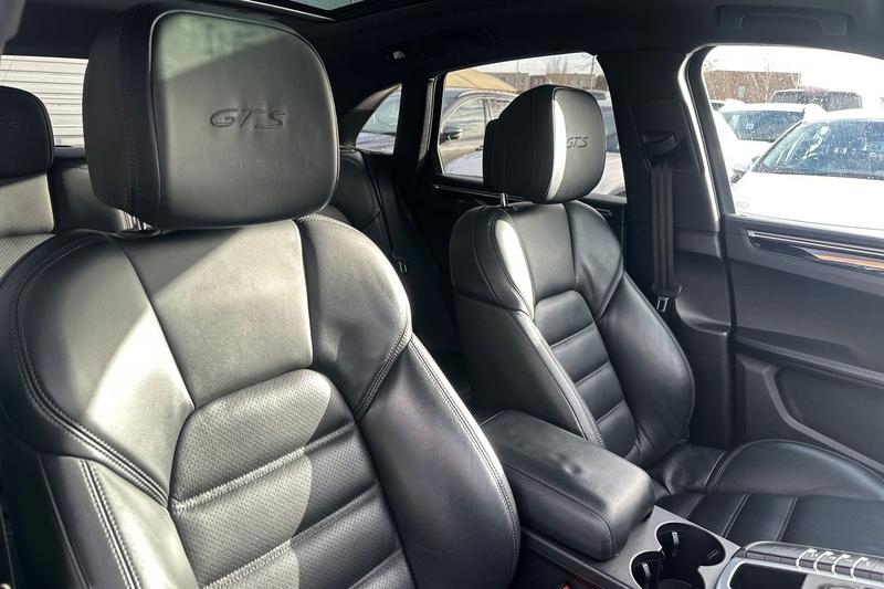 Used Porsche Macan 2020 for sale - 77412968: Photo 17