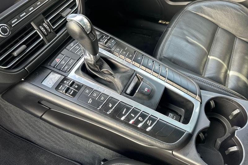 Used Porsche Macan 2020 for sale - 77412968: Photo 25