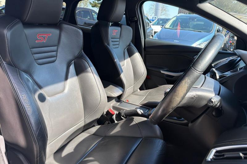 Used Ford Focus 2018 for sale - 78153036: Photo 17