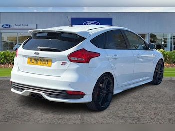 Used Ford Focus 2018 for sale - 78153036: Photo