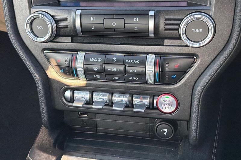 Used Ford Mustang 2019 for sale - 77951190: Photo 35