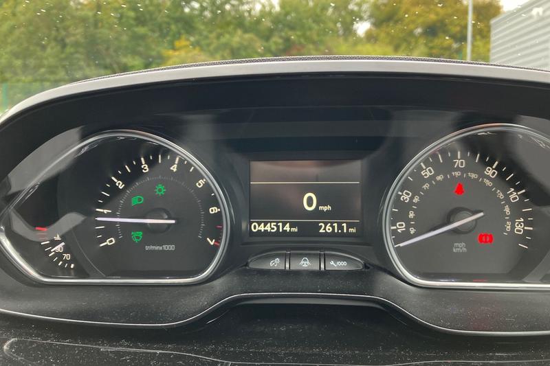 Used Peugeot 2008 2018 for sale - 76162015: Photo 13