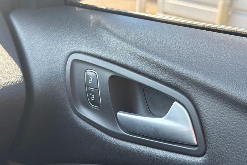 Used Ford Kuga 2017 for sale - 77951195: Photo 40