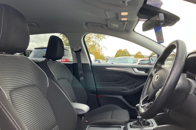 Used Ford Focus 2023 for sale - 76415756: Photo 17