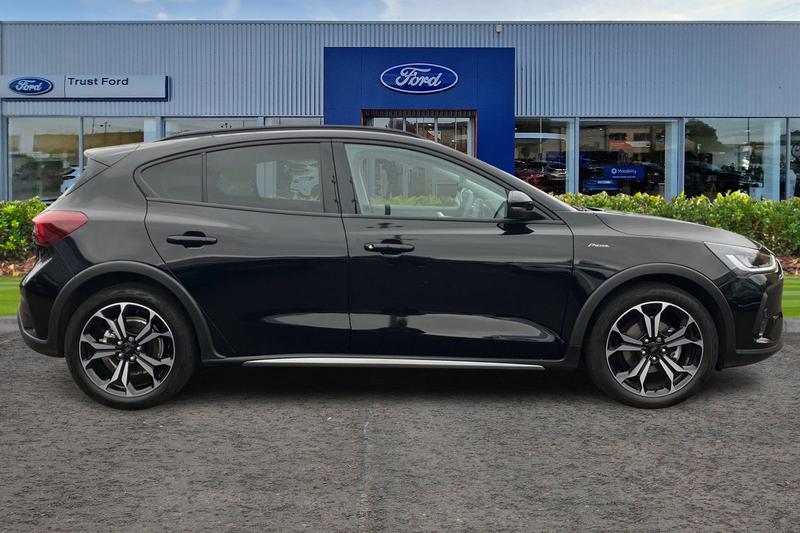 Used Ford Focus 2023 for sale - 76452857: Photo 3