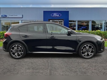 Used Ford Focus 2023 for sale - 76452857: Photo