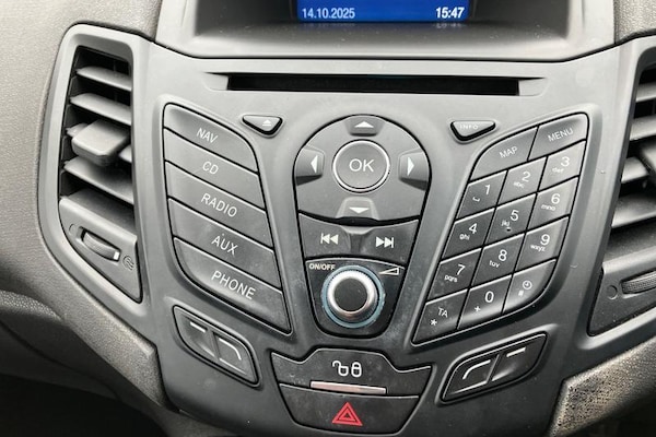 Used Ford Fiesta 2016 for sale - 76271486: Photo 27