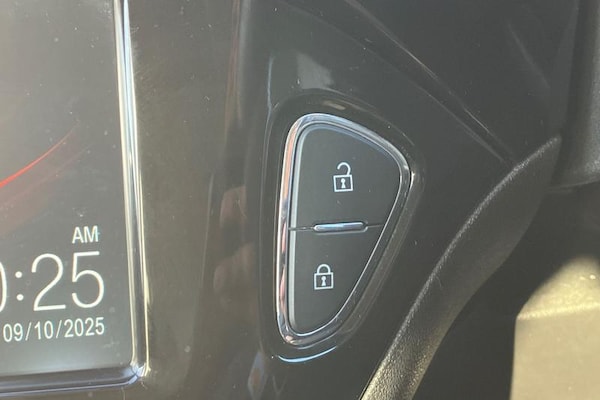 Used Vauxhall Corsa 2019 for sale - 76228775: Photo 28