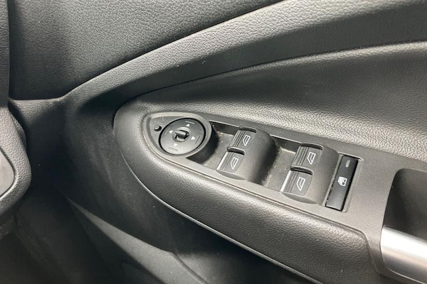 Used Ford Kuga 2017 for sale - 76255356: Photo 16