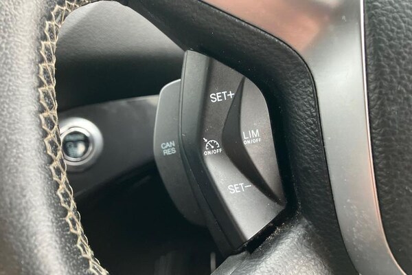 Used Ford Kuga 2017 for sale - 76255356: Photo 30