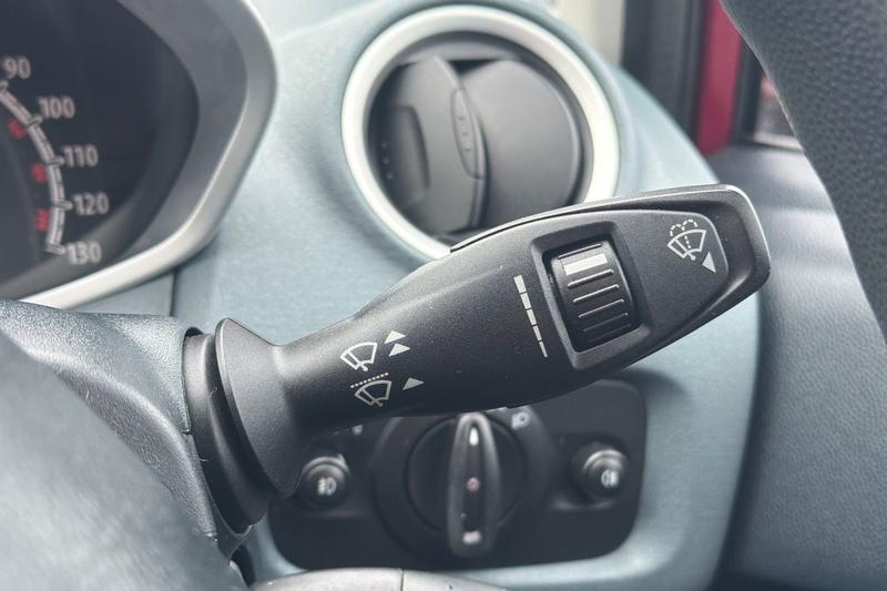 Used Ford Fiesta 2011 for sale - 77450364: Photo 15