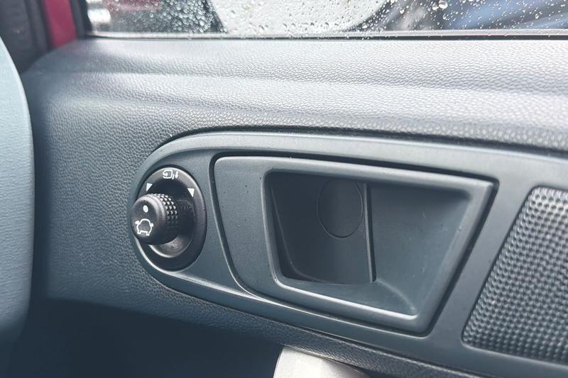 Used Ford Fiesta 2011 for sale - 77450364: Photo 37