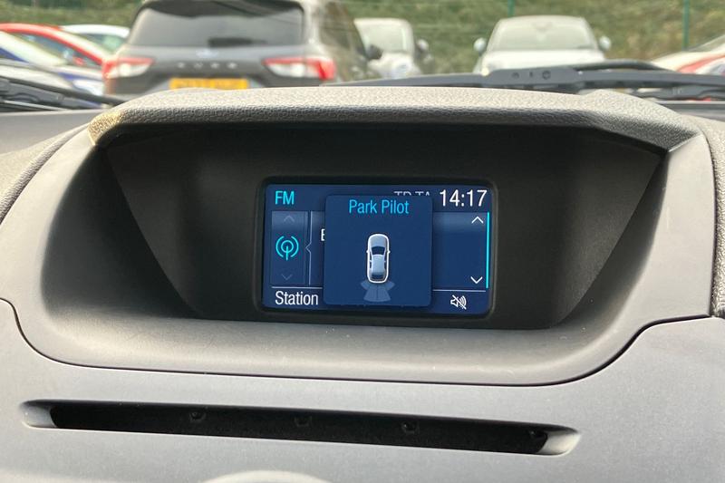 Used Ford Ecosport 2017 for sale - 76722979: Photo 30