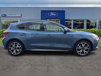 Used Ford Focus 2023 for sale - 78724998: Photo