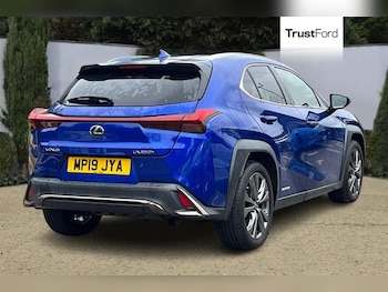 Used Lexus UX 2019 for sale - 79528448: Photo