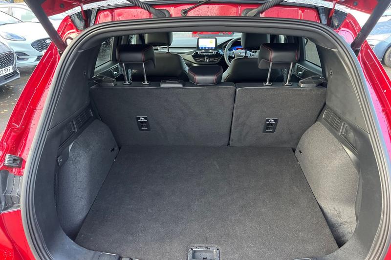 Used Ford Kuga 2023 for sale - 76920045: Photo 21