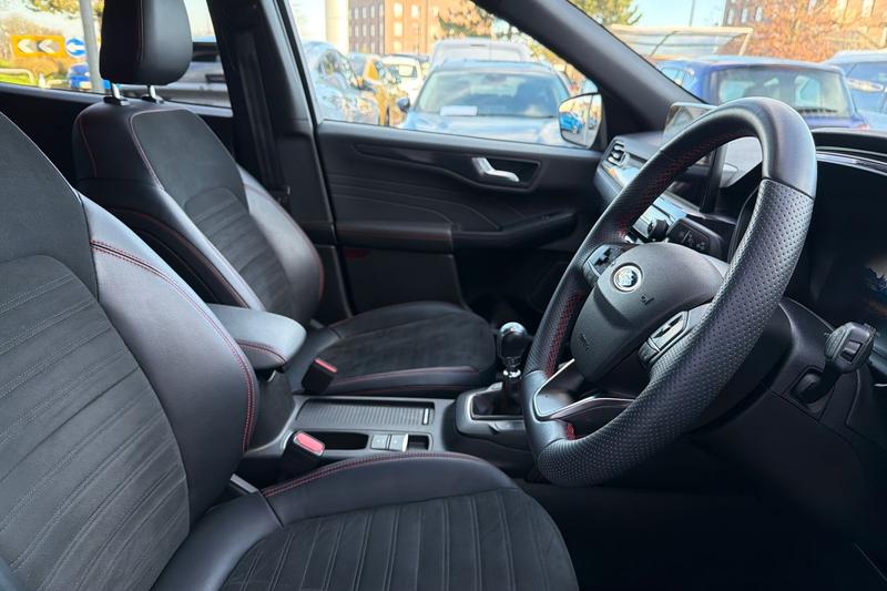 Used Ford Kuga 2023 for sale - 77442015: Photo 17