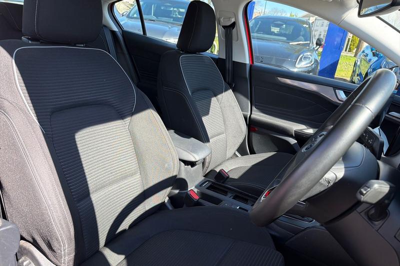 Used Ford Focus 2023 for sale - 78153025: Photo 17