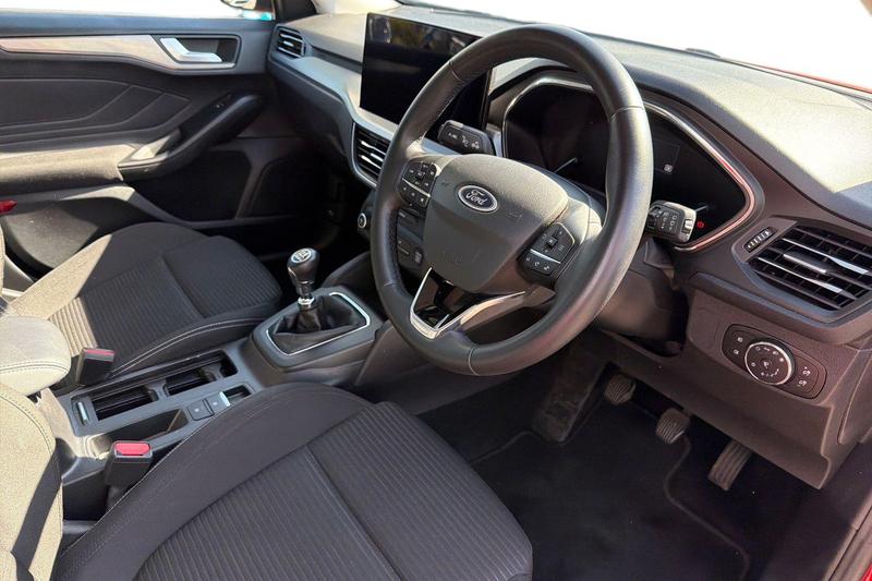 Used Ford Focus 2023 for sale - 78153025: Photo 9