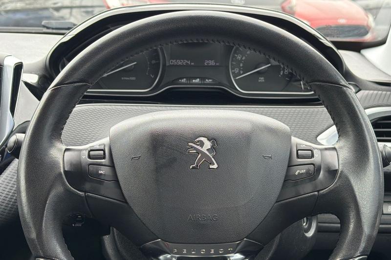 Used Peugeot 208 2016 for sale - 78095231: Photo 12