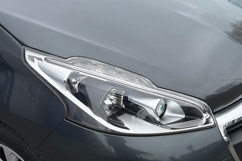 Used Peugeot 208 2016 for sale - 78095231: Photo 23