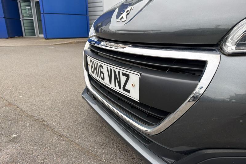 Used Peugeot 208 2016 for sale - 78095231: Photo 24