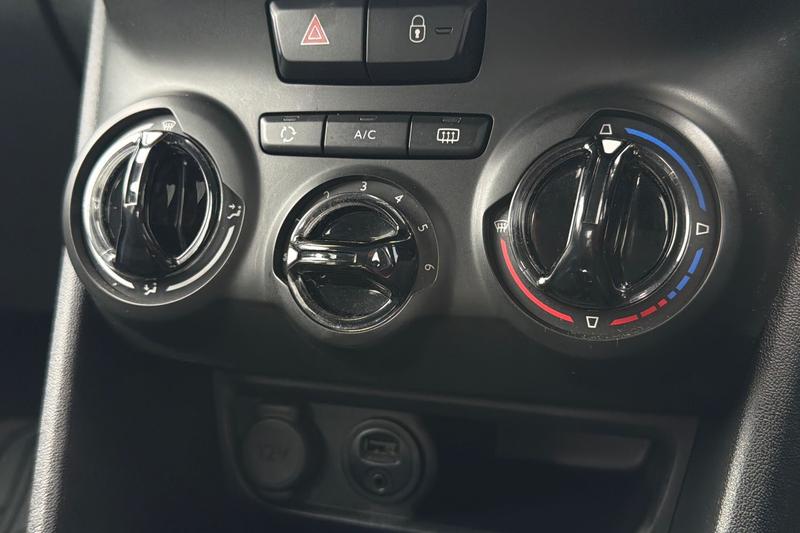 Used Peugeot 208 2016 for sale - 78095231: Photo 30