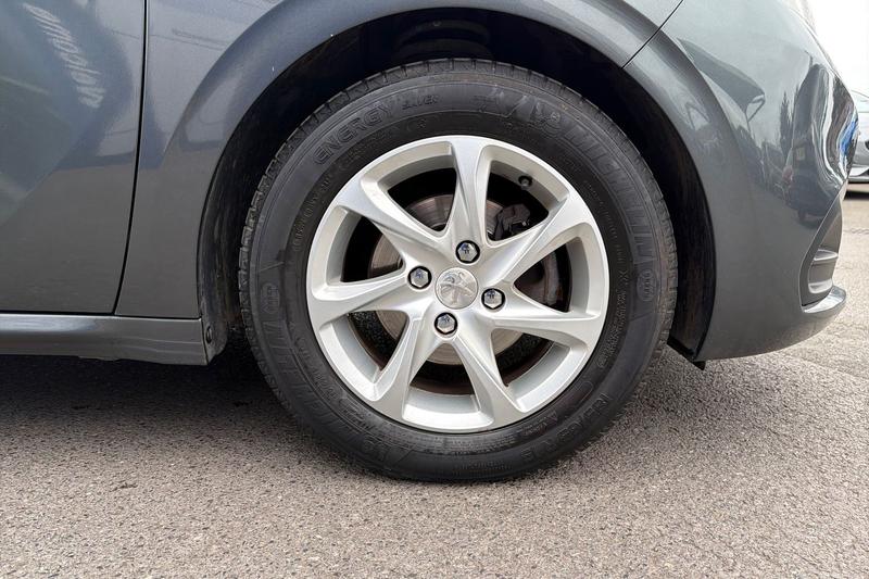 Used Peugeot 208 2016 for sale - 78095231: Photo 8