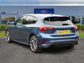 Used Ford Focus 2024 for sale - 76146610: Photo 2